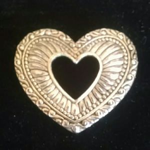 Silvertone Heart Buckle